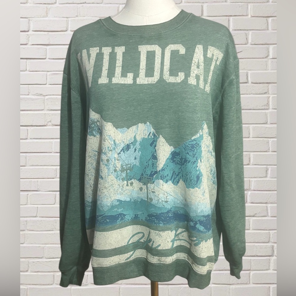 WILDCAT Green Graphic Pullover Sweatshirt - Picture 2 of 6